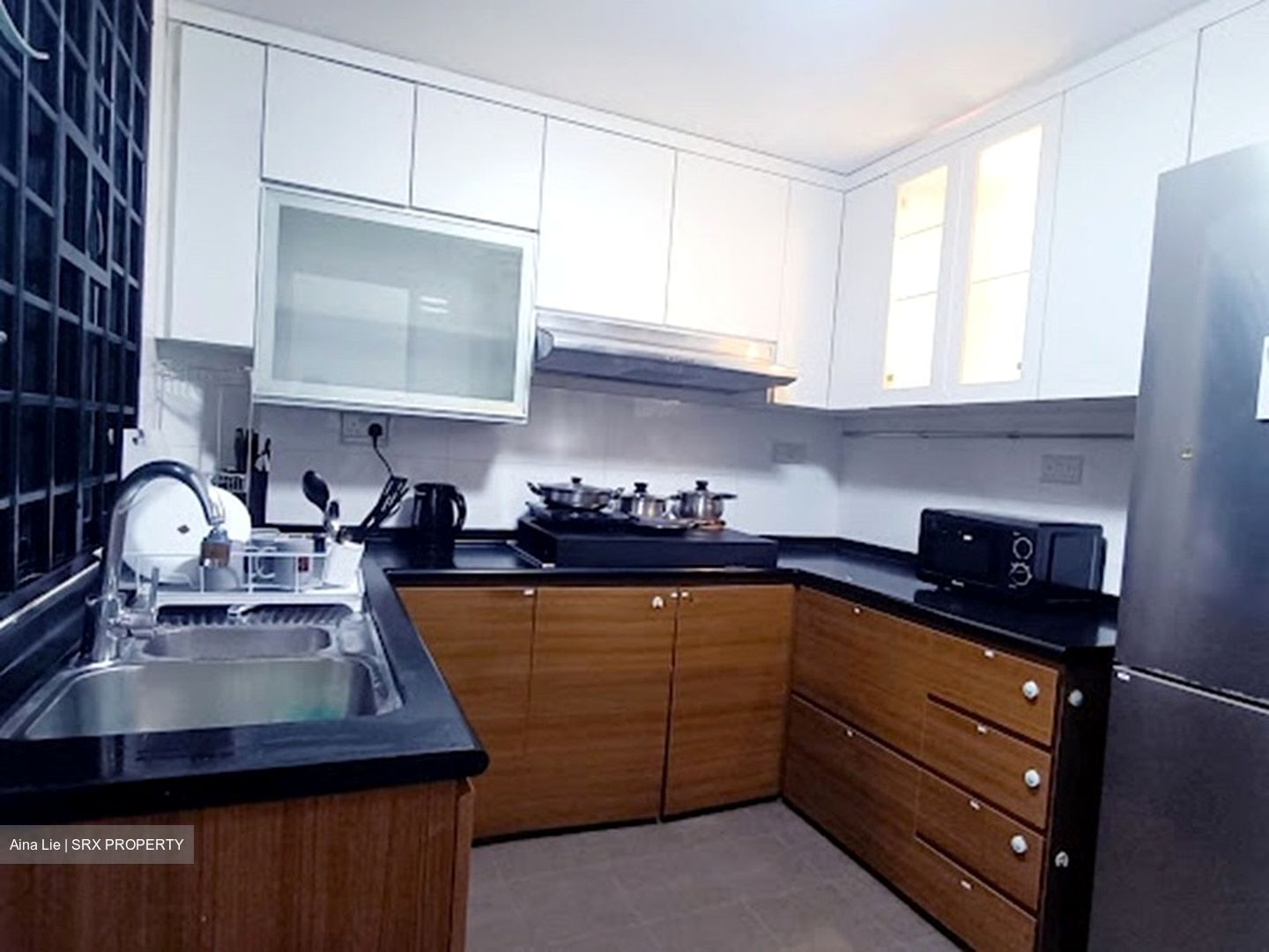 Simsville (D14), Condominium #583885281